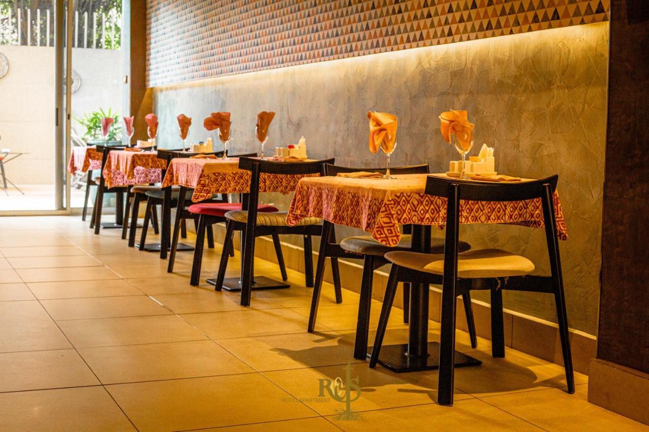 Roots Hotel Apartments Abidjan Kültér fotó