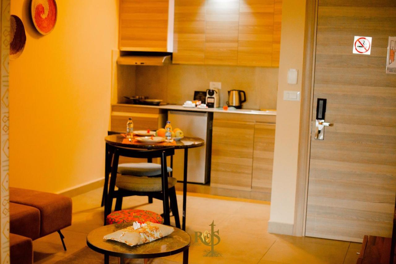 Roots Hotel Apartments Abidjan Kültér fotó