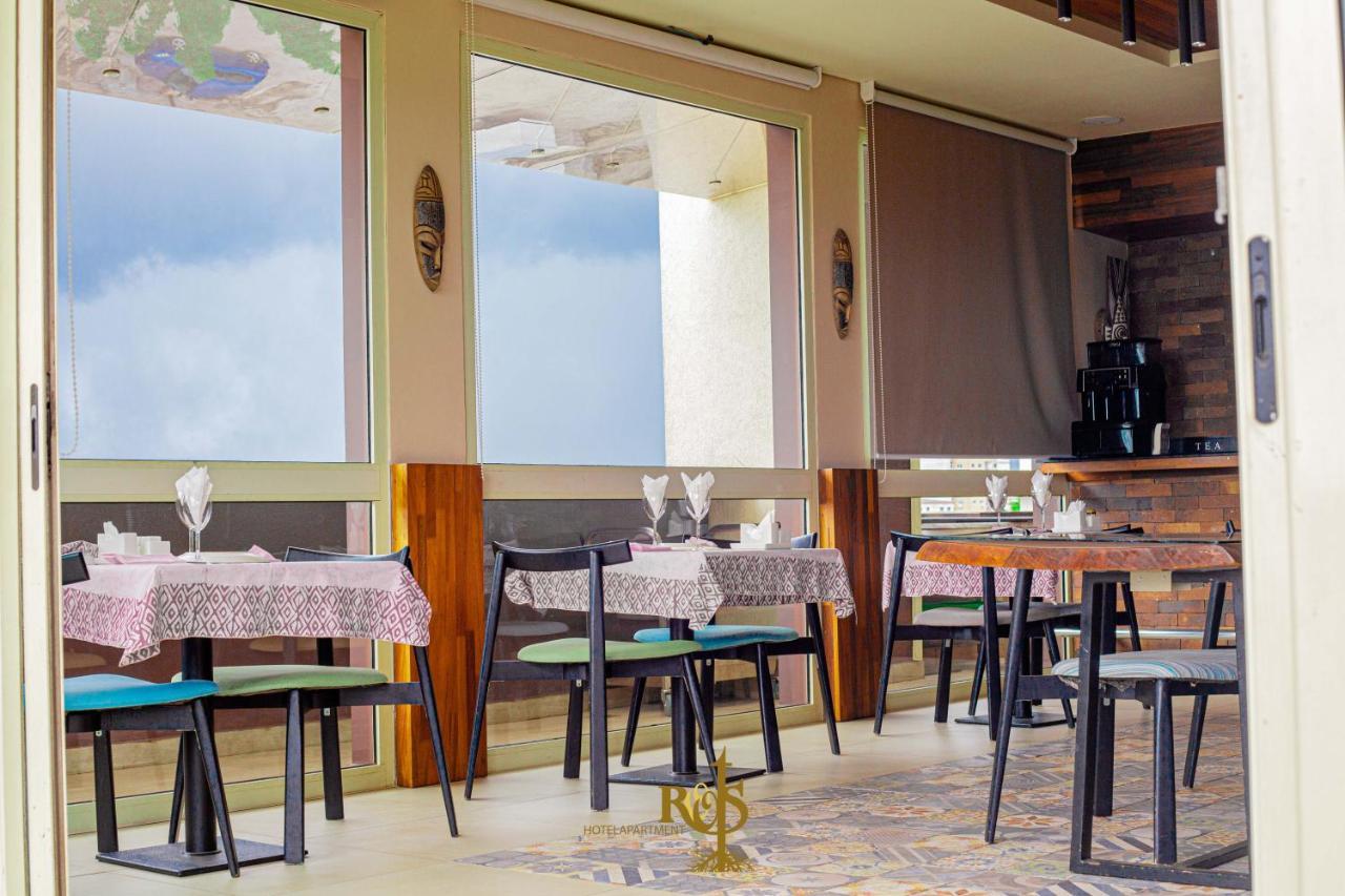 Roots Hotel Apartments Abidjan Kültér fotó